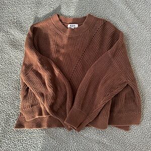525 America Sweater